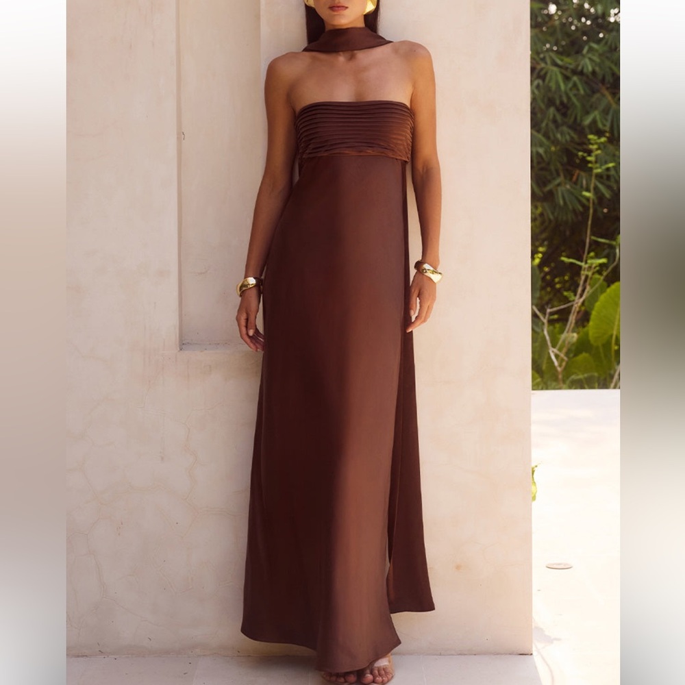 Runaway the Label Elsa Maxi Dress - Chocolate (worn once for wedding)